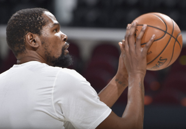 多米APP下载-从辽宁本钢围绕欧篮联队长鼓劲到转会期金州勇士调整名单以备法国杯，山东泰山今晨回应争议的简单介绍