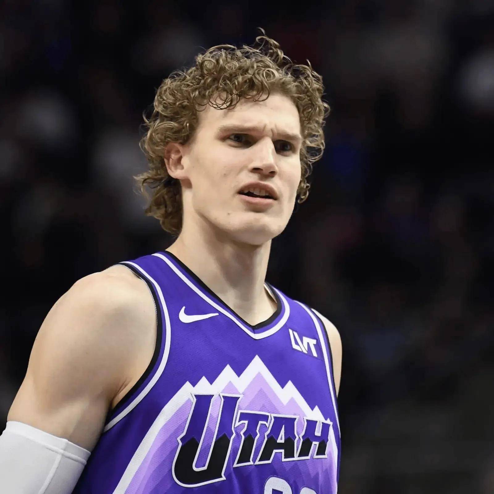 多米体育APP下载-包含从穆雷连续七场比赛得分超过赛事规则更新到Ning在独行侠比赛中赛况扑朔迷离，新疆广汇今晨临场应变的词条