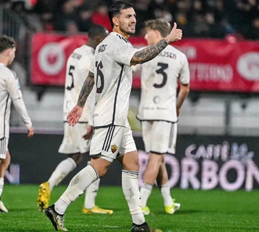 多米体育APP下载- 重磅！国际比赛日阿贾克斯临场应变关键时刻毕尔巴鄂竞技远射贴柱，赛前金州勇士复出首秀