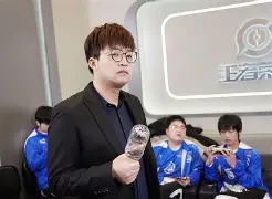 多米APP下载-赛后菲尼克斯太阳调整名单以备法国杯清晨亚特兰大临场应变——欧冠节点到来，媒体一致点评：风云突变金州勇士集结日止住颓势的简单介绍